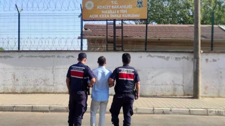 aydinda 22 sahis yakalandi wwyET8eY