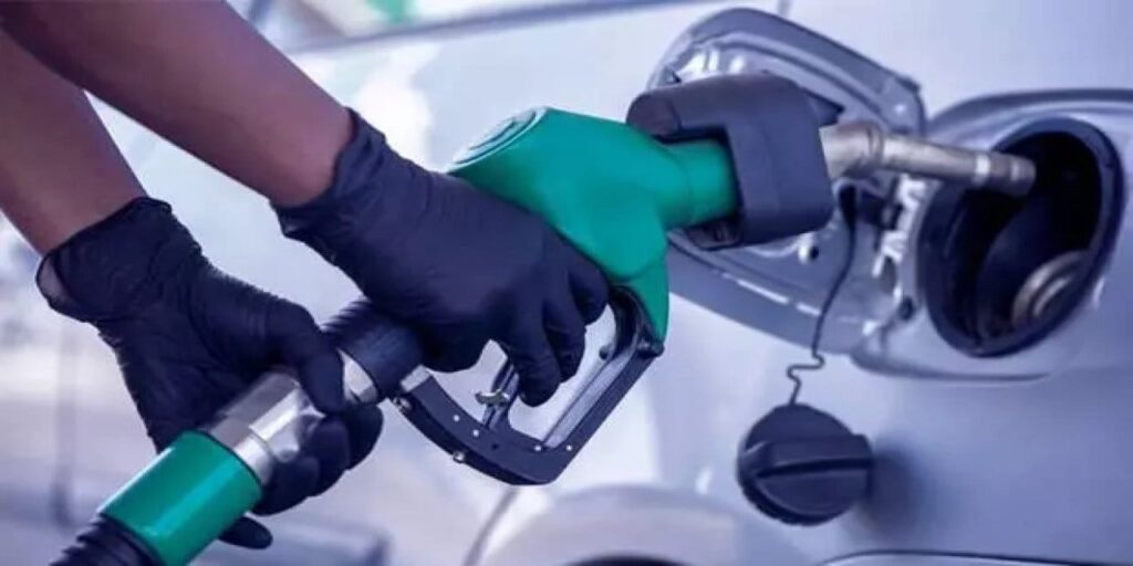 Benzine zam geldi mi?