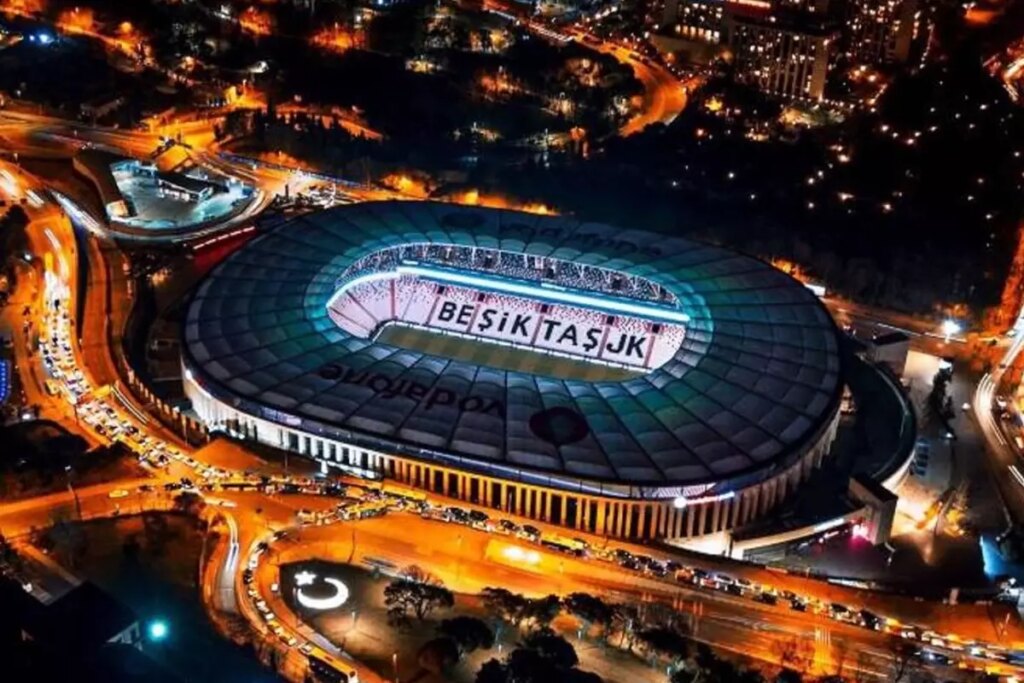 Beşiktaş El Bilal Toure’yi resmen açıkladı