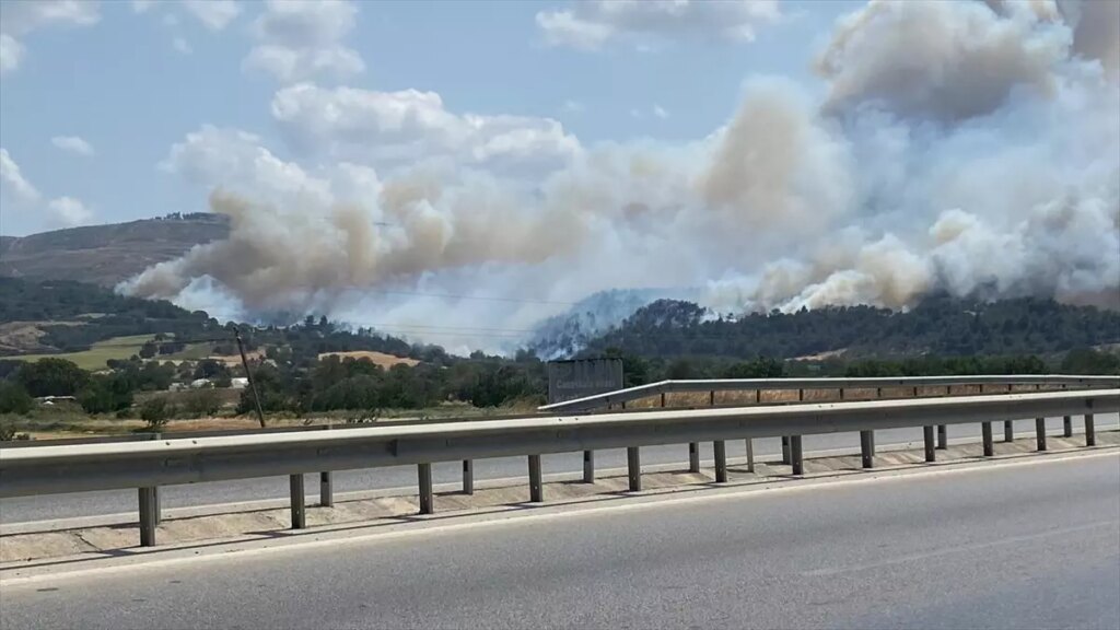 Çanakkale’de Yangında İtfaiye Aracı Kayıplara Karıştı