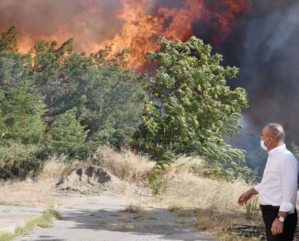 yangin uzerinden siyaset yapmayin VKAbkjWU