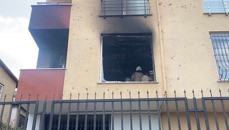 atasehirde 5 katli binada yangin cPtmJaIv