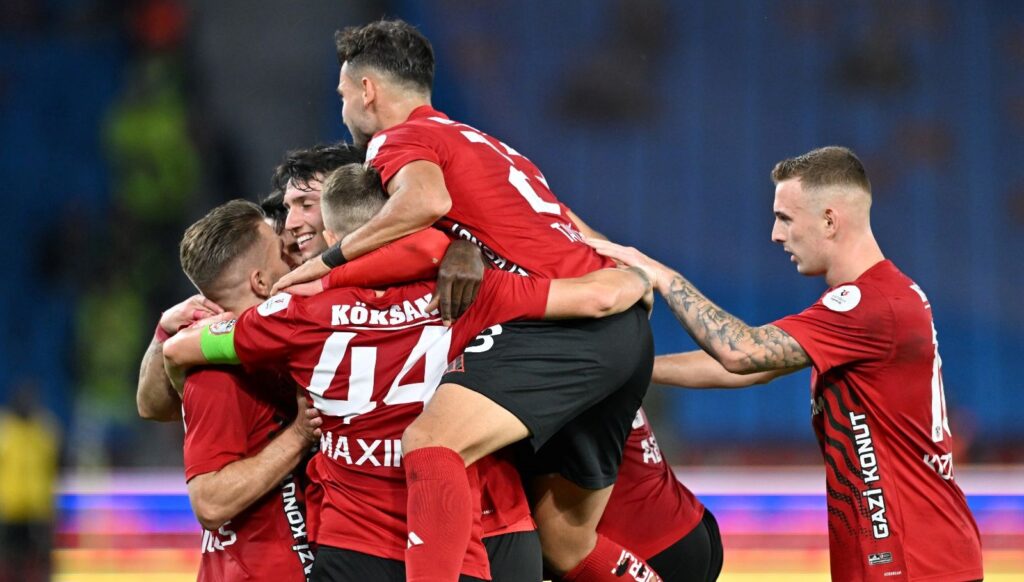 gaziantep fk yenilmiyor trabzonspor maciyla seri 4 maca cikti LLwrtrKl