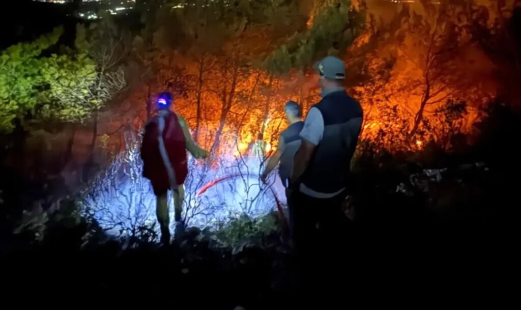 sokede orman yangini kontrol altina alindi GtVCeRXL