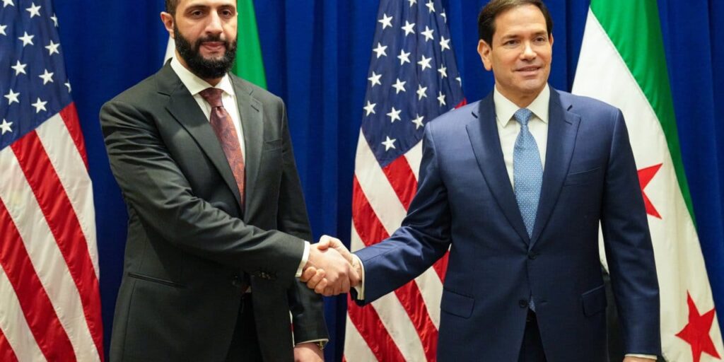 suriye lideri sara abd disisleri bakani ile bir araya geldi YqJWbhy4