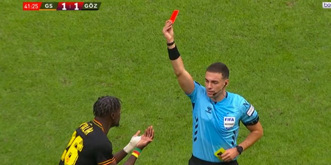 Ahmet Çakar’dan kırmızı kart tepkisi: Yaptığı hakemlik falan değil