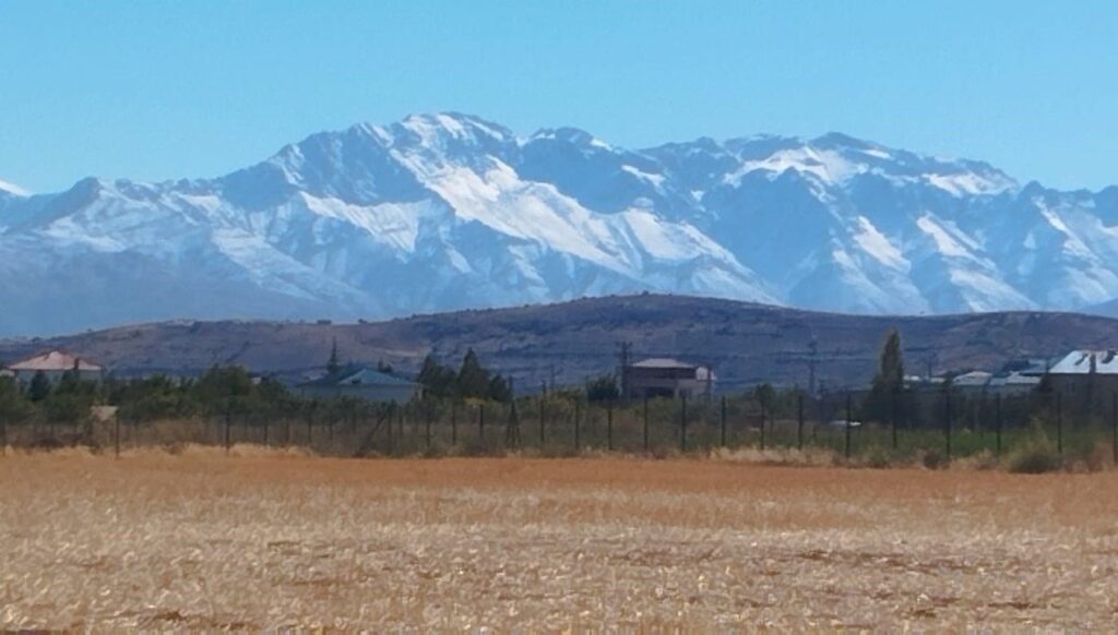 binboga dagi beyaza burundu XrelUZzC.jpg