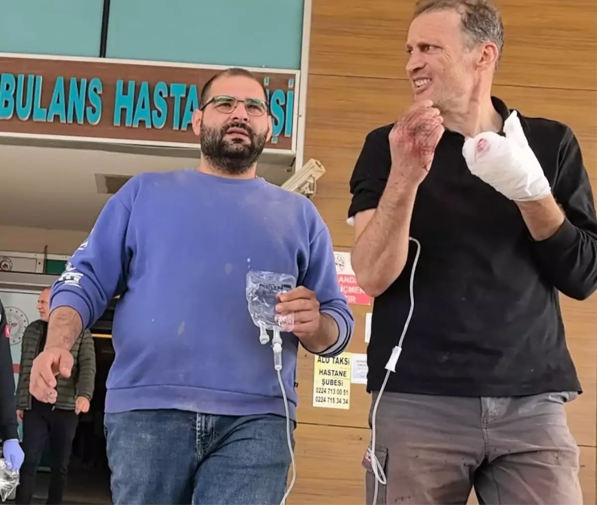 freze makinesine kaptirdigi elinden iki parmak koptu zVPPWKHs.jpg