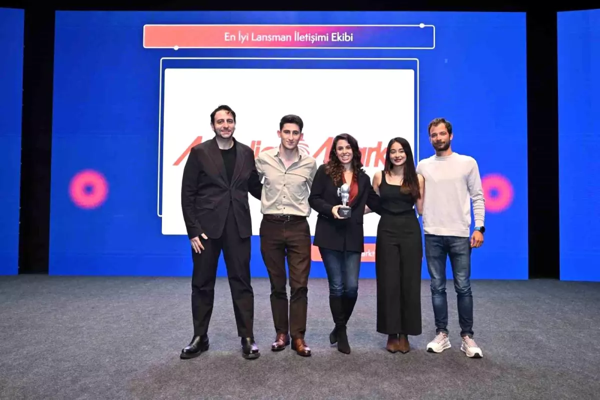 mediamarkt the hammers awardsta iki odul kazandi pYQbCYcp.jpg