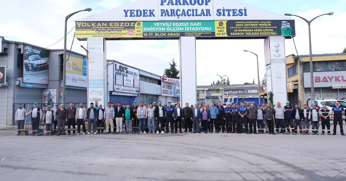 nilufer belediyesinden besevler sanayi sitesinde kapsamli temizlik DgJYE7hY