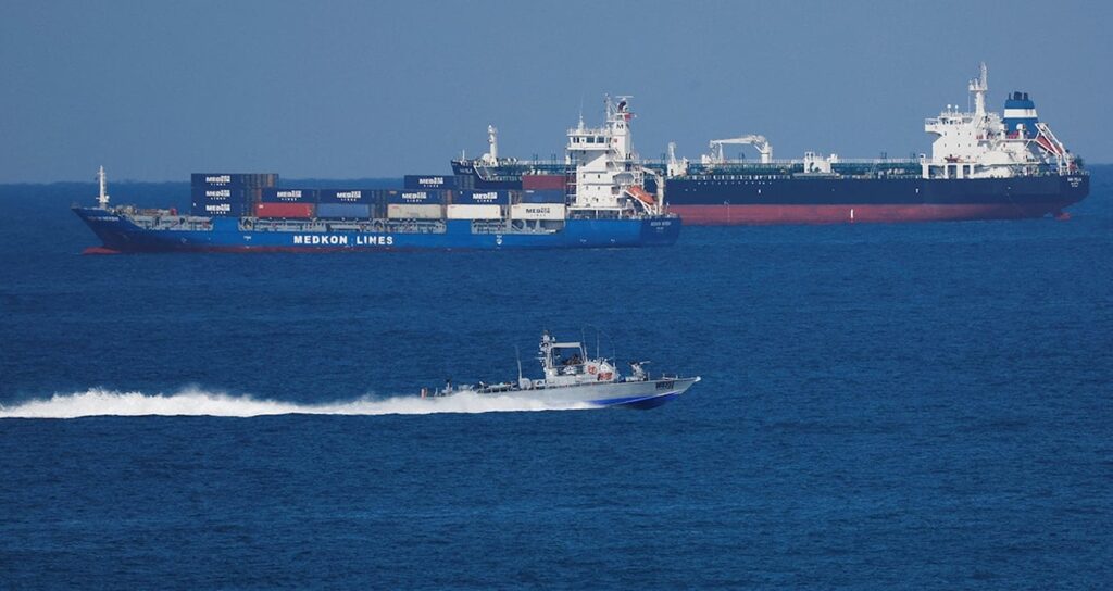 Türkiye’den giden gemiler baskını izledi