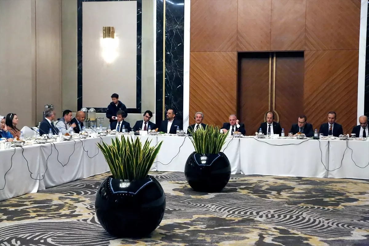 turkiyenin kirgizistandaki toplam yatirimlari 1 milyar 400 milyon dolari asti S4T4DFPJ