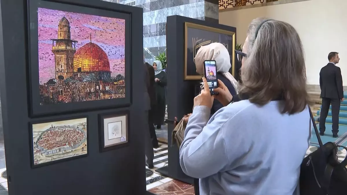 gazze konulu hilalin isiginda sanat sergisi tbmmde acildi EJZOYNHr.jpg