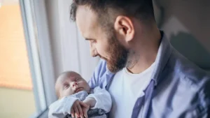 tbmmde-kabul-edildi-babalik-izni-iki-katina-cikartildi-MFqOYV4C