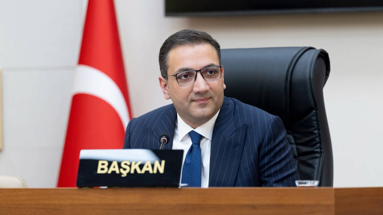 Balcova belediye baskani onur yigitin ev hapsi kaldirildi EGKsZHxh