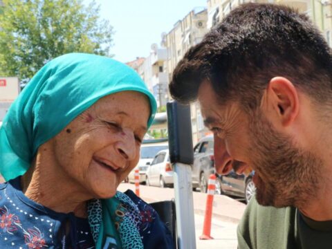 Milyonda bir yasanan mucize 6 yil once yaptigi bagis annesinin hayatini kurtardi nDkfcWxg