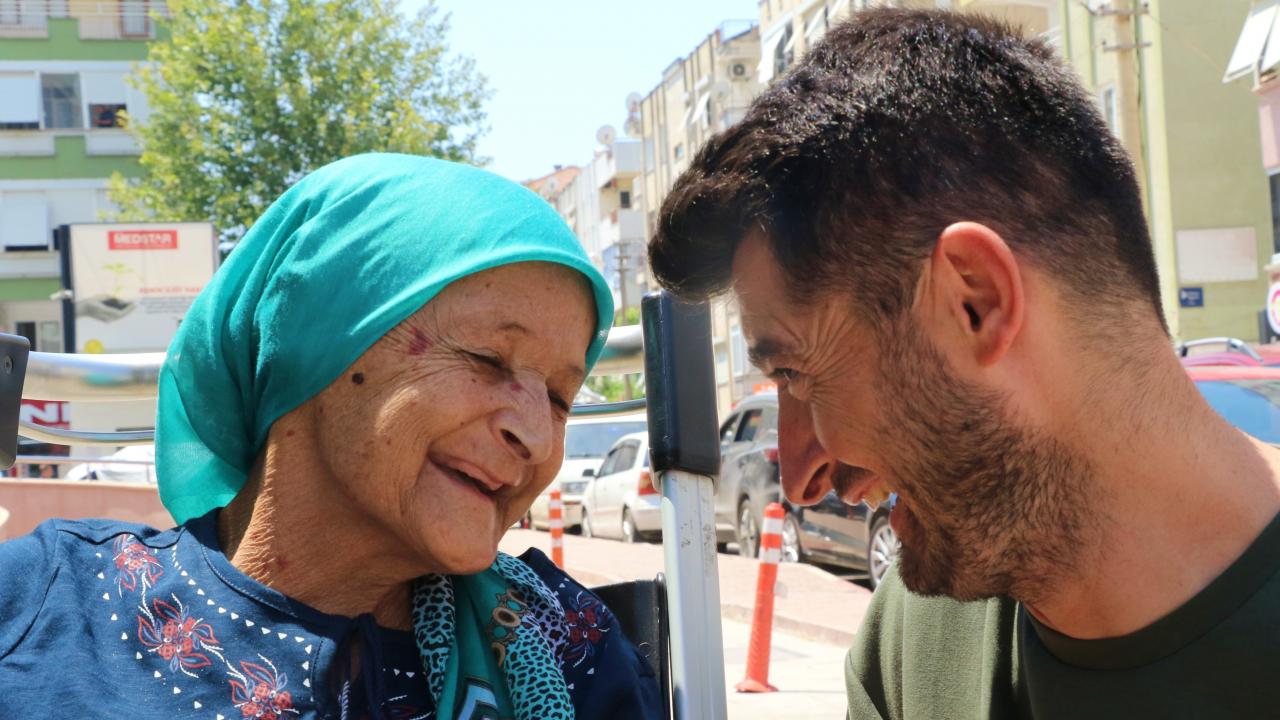 Milyonda bir yasanan mucize 6 yil once yaptigi bagis annesinin hayatini kurtardi nDkfcWxg