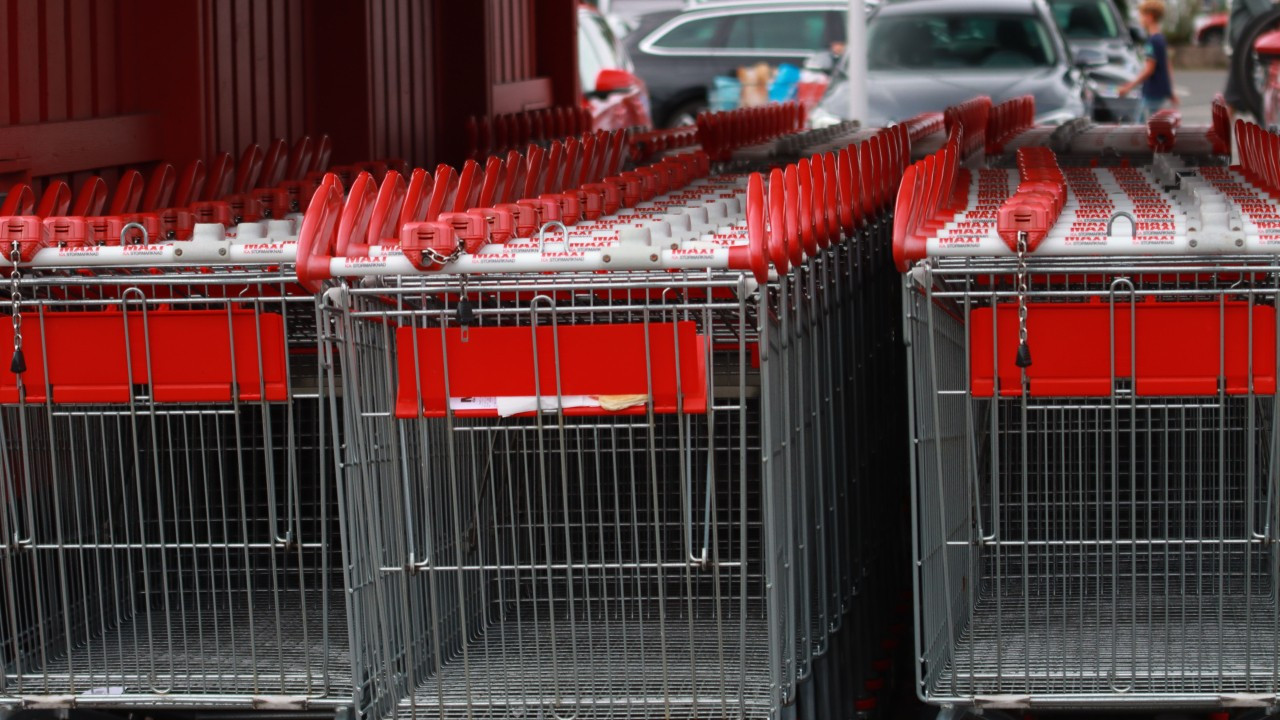 Unlu market zinciri binlerce urunu toplatiyor sakin kullanmayin uyarisi pQknJBAg
